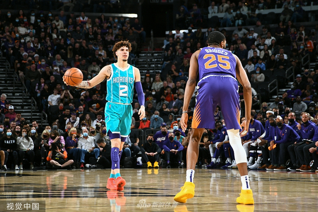 侧身滑步 侧身滑步