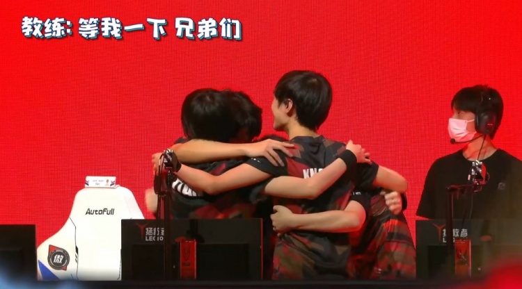 12个篮板 12个篮板